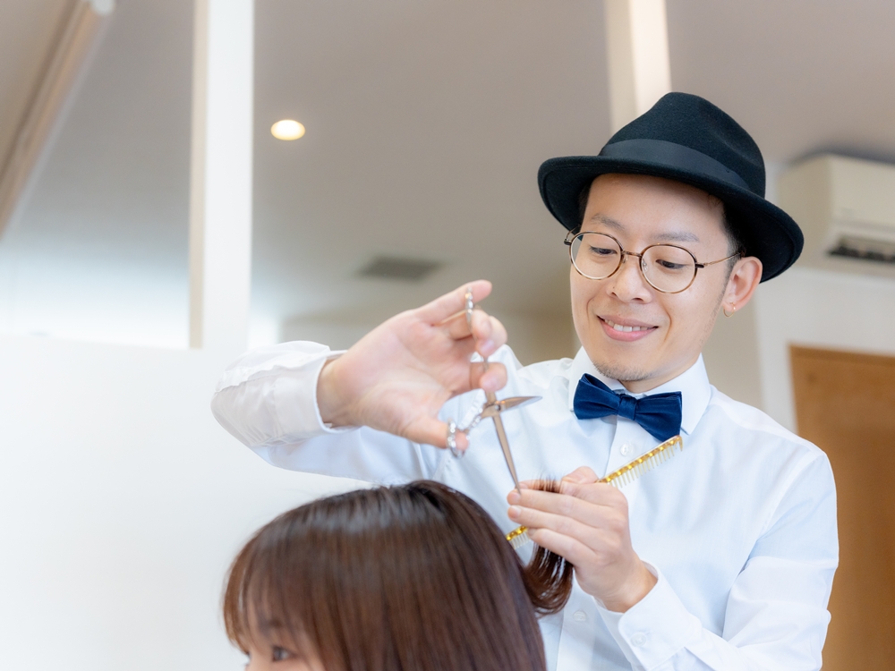 田宮交番の交差点を左折します。
